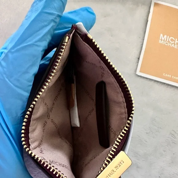 Michael Kors Deep Red Croc-Embossed Card Holder - Picture 3 of 8